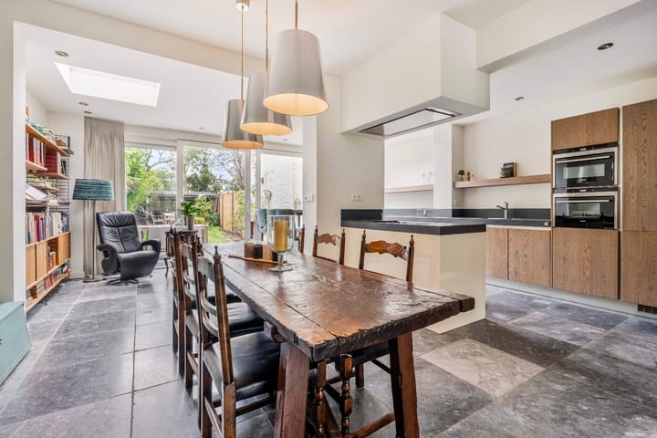 Foto 6 van van Cleefstraat 18