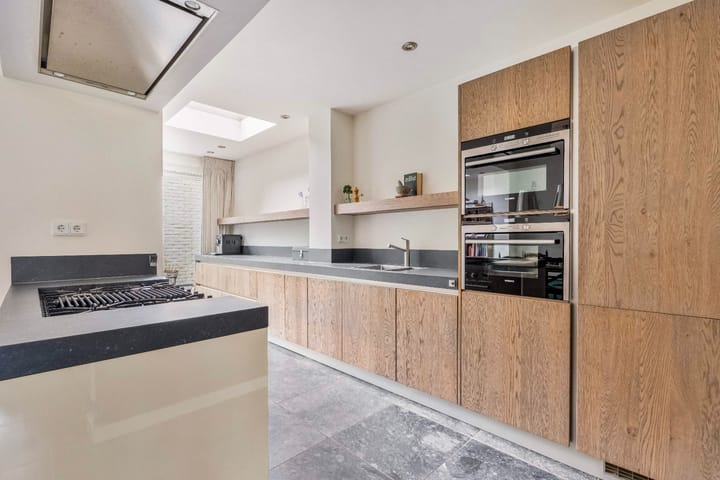 Foto 7 van van Cleefstraat 18