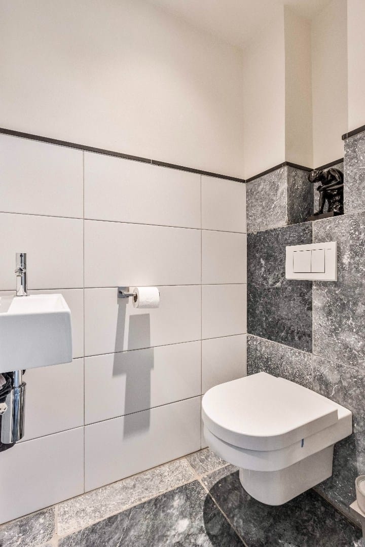 Foto 13 van van Cleefstraat 18