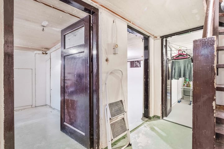 Foto 30 van van Cleefstraat 18