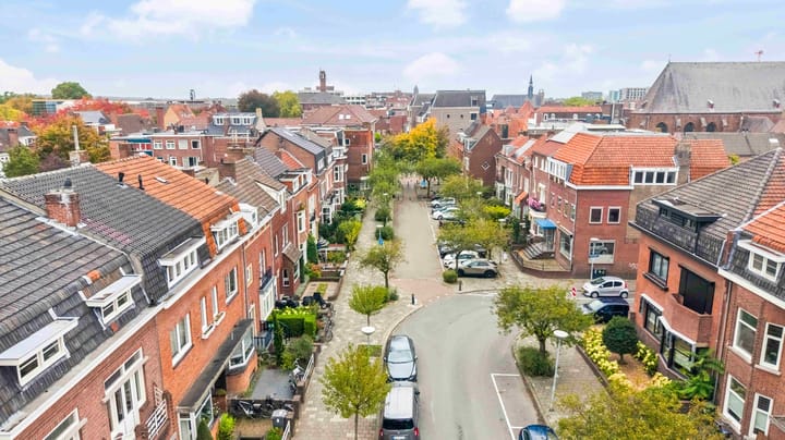 Foto 33 van van Cleefstraat 18