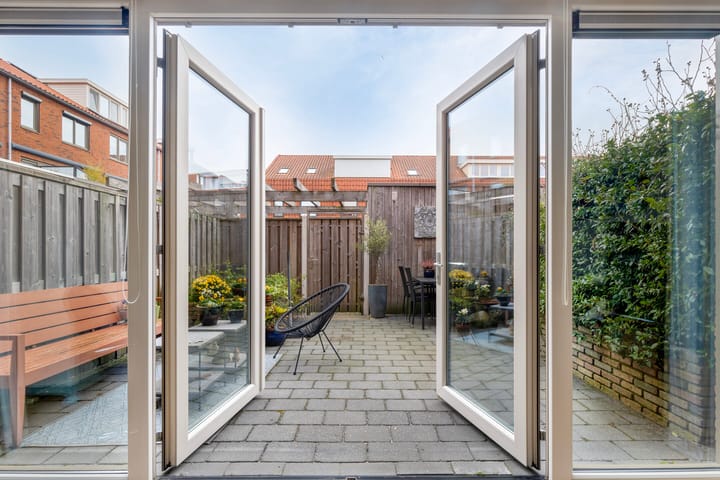 Foto 4 van Brederostraat 3