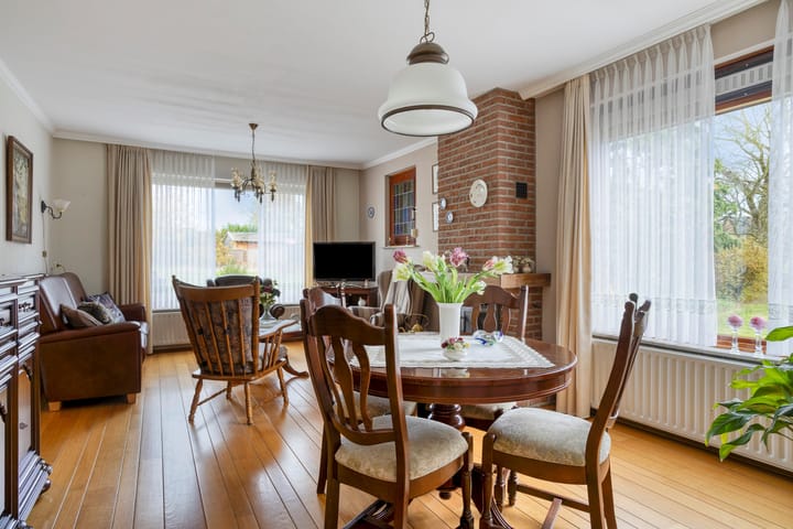 Photo 10 of Dorpsstraat 8