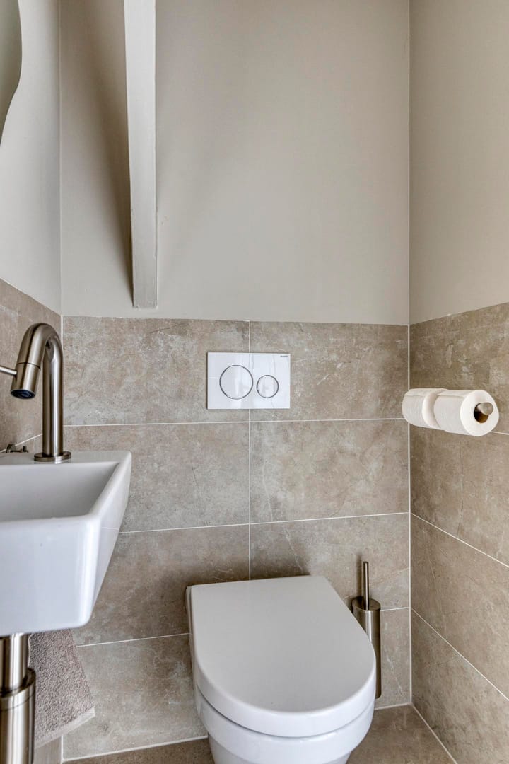 Photo 10 of Derde Helmersstraat 26-E