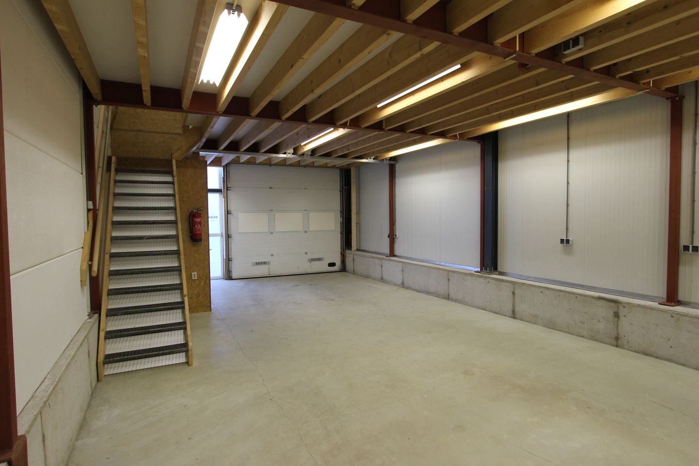 View photo 4 of De Hoefsmid 33-f