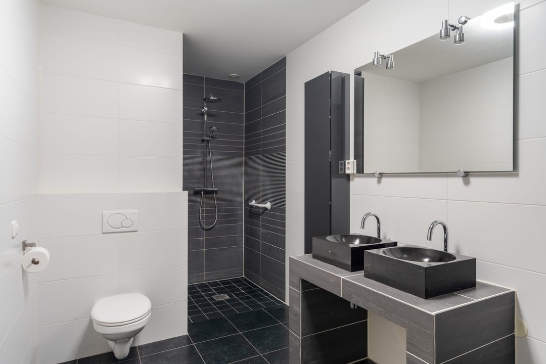 Photo 23 of Mare 100