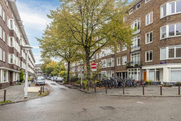 Foto 5 van Esmoreitstraat 26-3