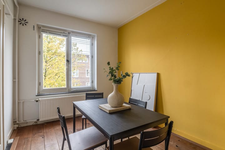 Foto 14 van Esmoreitstraat 26-3