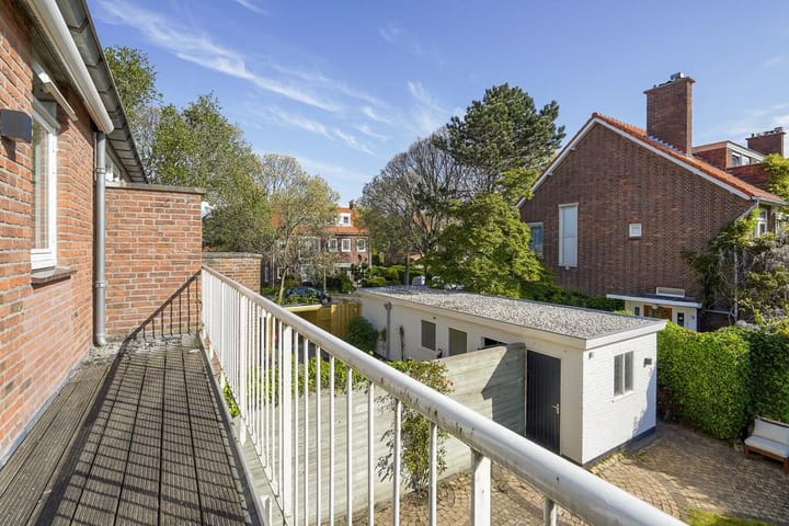 Photo 32 of Kruisbeklaan 7