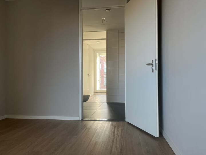 Photo 17 of Anemonenstraat 1-B1