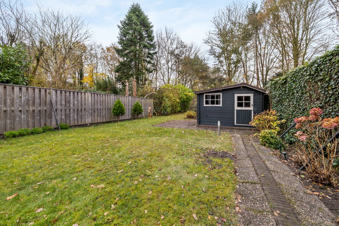 Foto 35 van Galerij 9