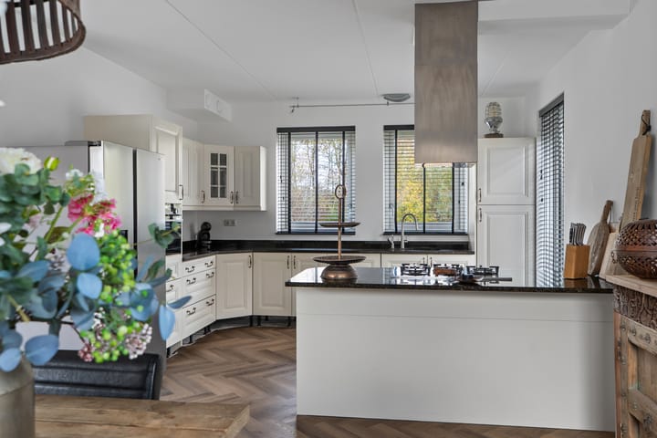 Photo 3 of Jan Dirk van Exterlaan 22