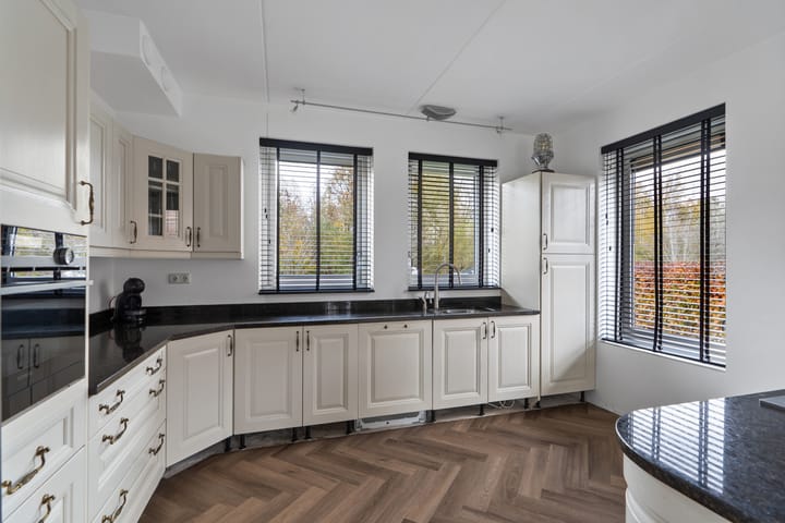 Photo 27 of Jan Dirk van Exterlaan 22