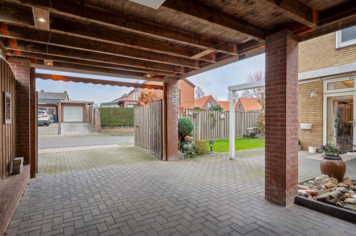 Photo 22 of Kerkhofweg 11