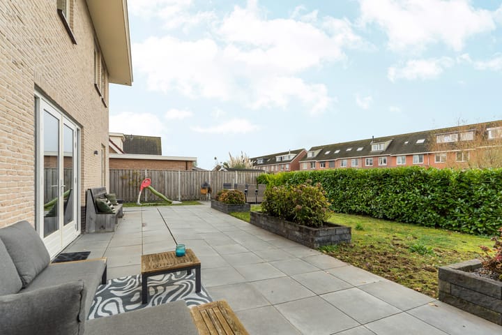 Photo 64 of Jan Dirk van Exterlaan 22