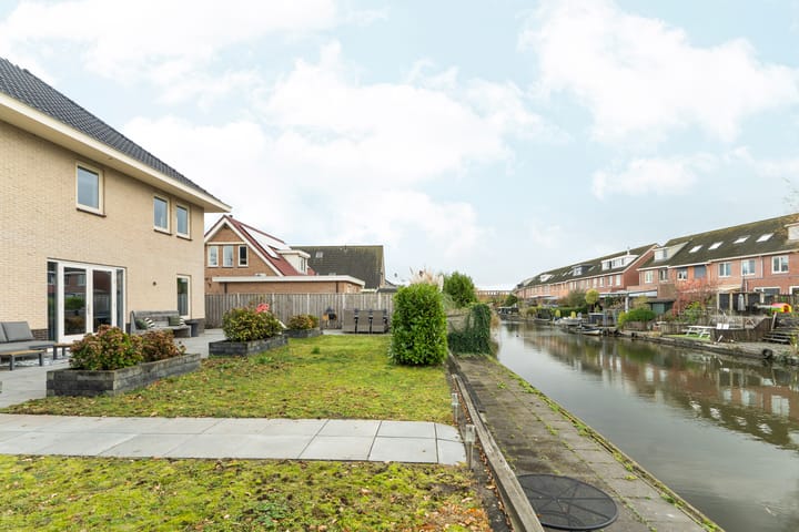 Photo 72 of Jan Dirk van Exterlaan 22