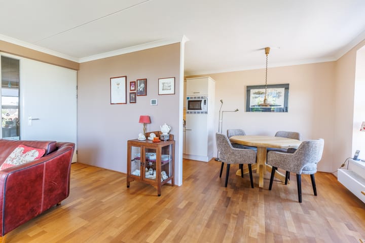 Photo 6 of Kanaalstraat 332