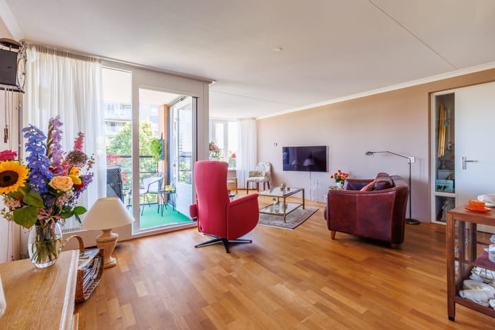 Photo 9 of Kanaalstraat 332