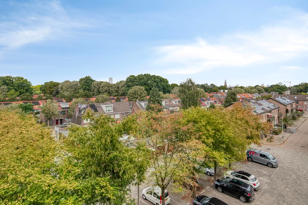 Foto 32 van Generaal Barberstraat 87