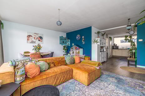 Palet 14 secondary image