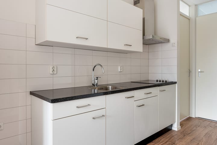 Foto 14 van Laat 202-A