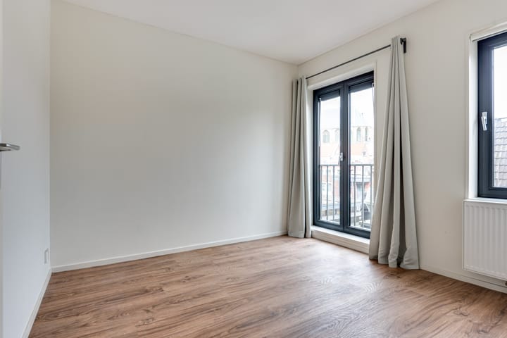 Foto 17 van Laat 202-A