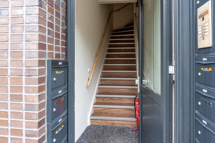 Foto 23 van Laat 202-A