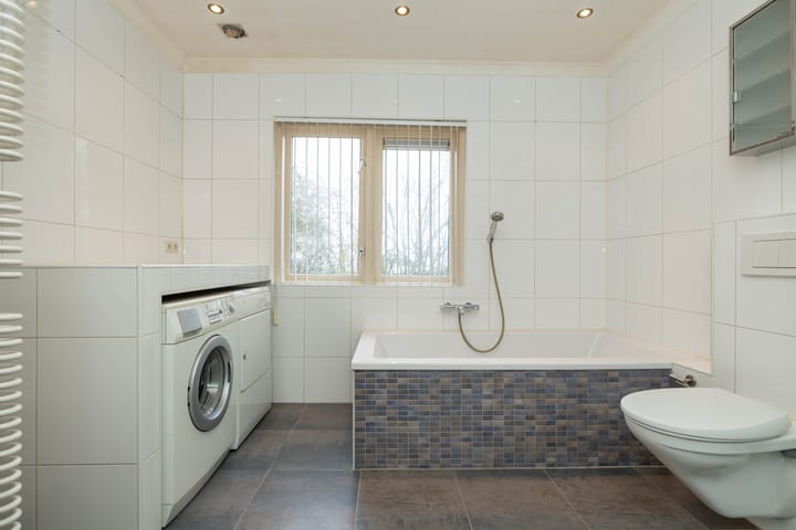 Photo 25 of Burgemeester Jansstraat 45