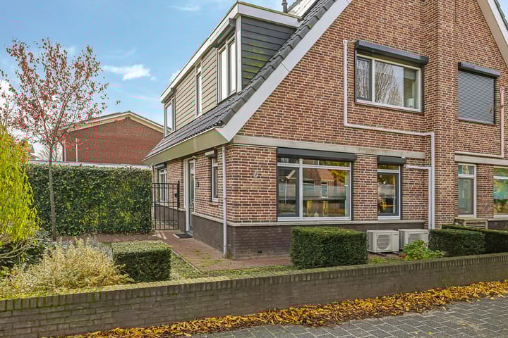 Foto 5 van Klaproosstraat 20-A