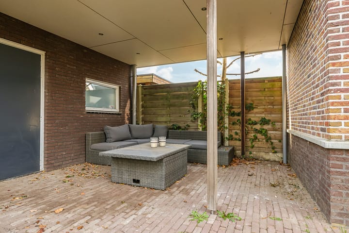 Foto 51 van Klaproosstraat 20-A