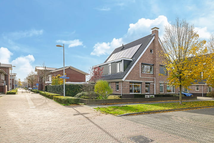 Foto 58 van Klaproosstraat 20-A