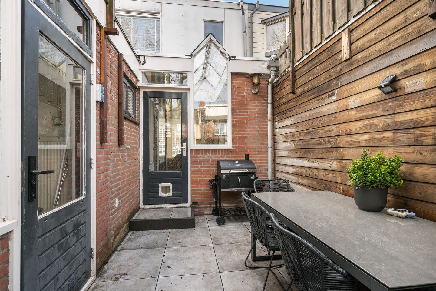 Foto 10 van Naaldwijkseweg 160