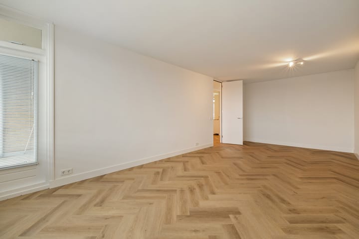 Photo 3 of Vaartweg 177-C