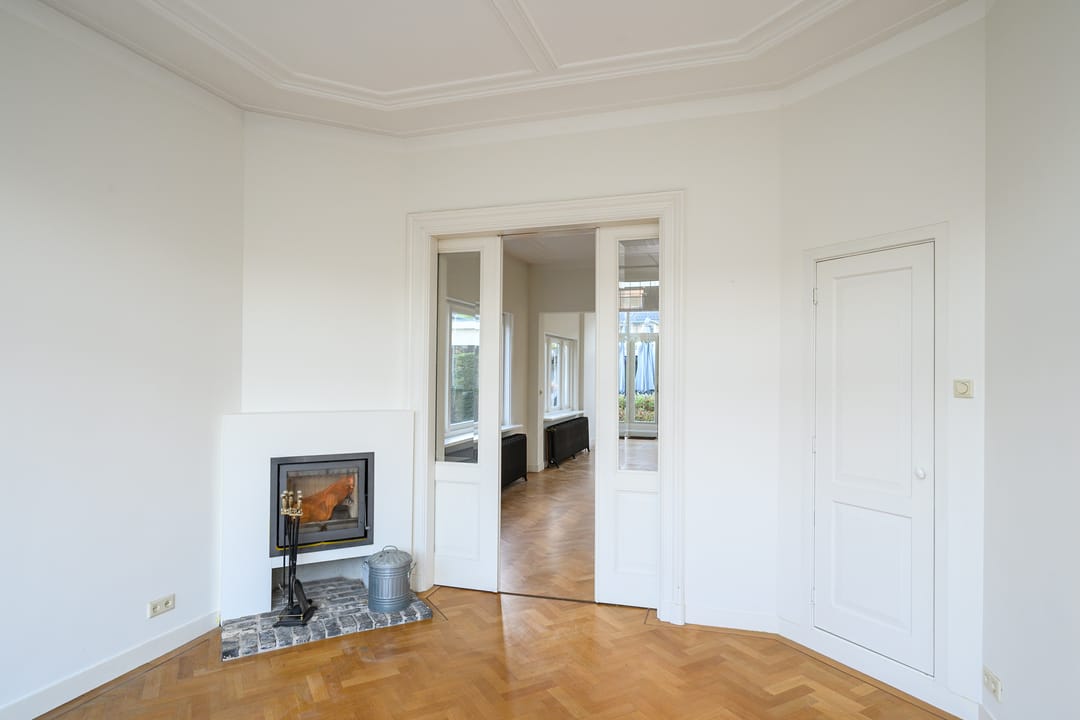 Photo 7 of Loosdrechtseweg 102