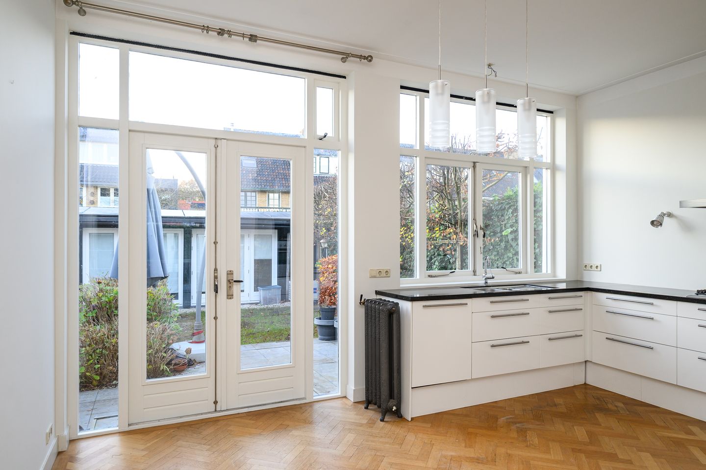 Photo 10 of Loosdrechtseweg 102