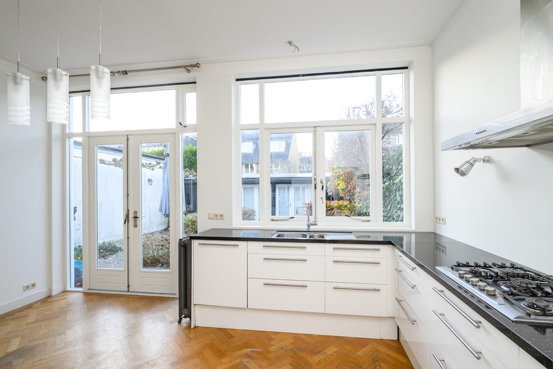 Photo 11 of Loosdrechtseweg 102