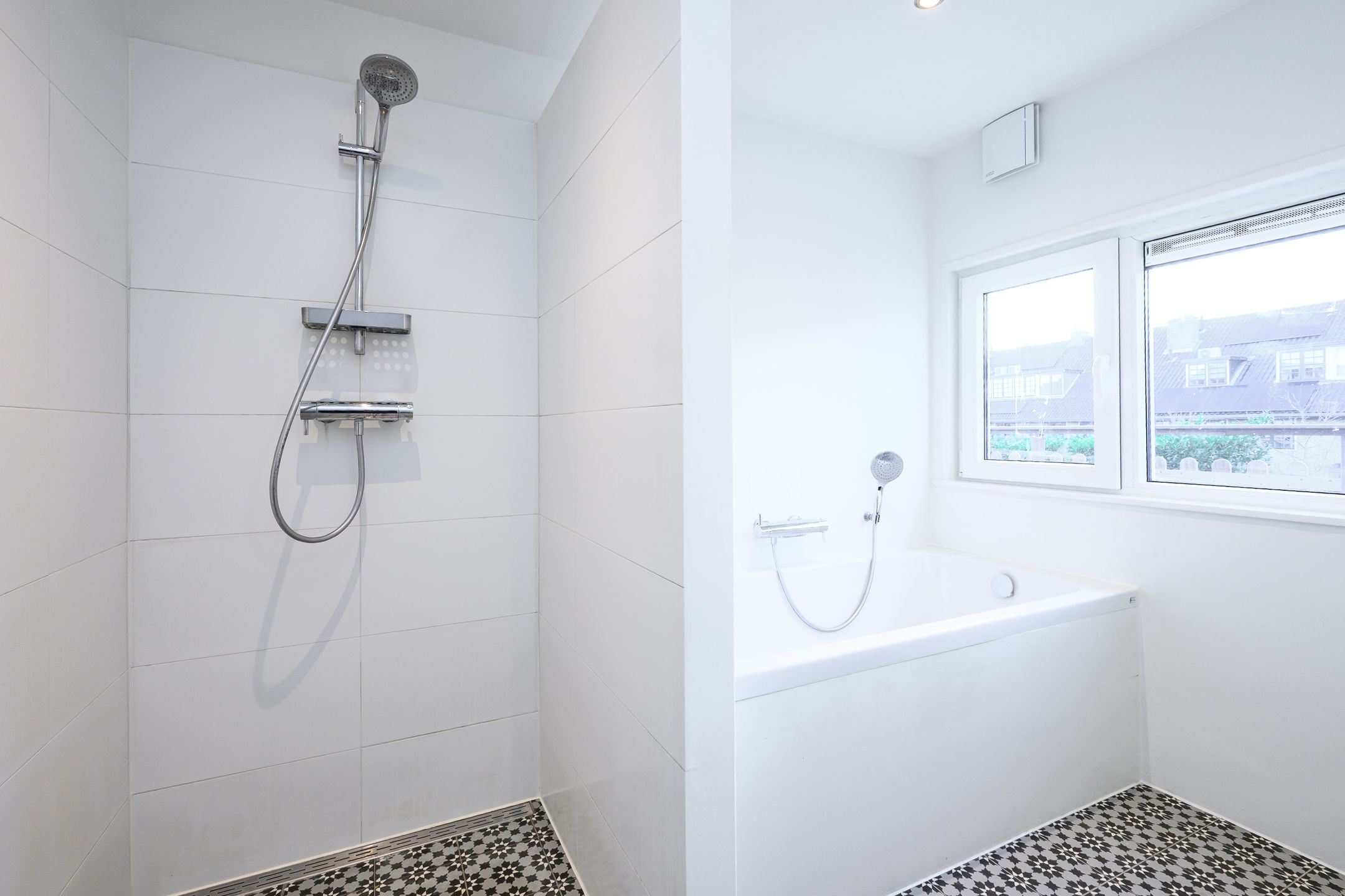 Photo 24 of Loosdrechtseweg 102