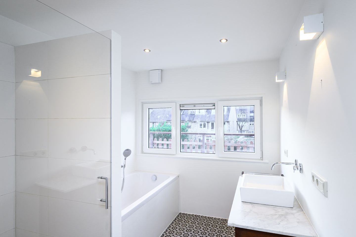 Photo 25 of Loosdrechtseweg 102