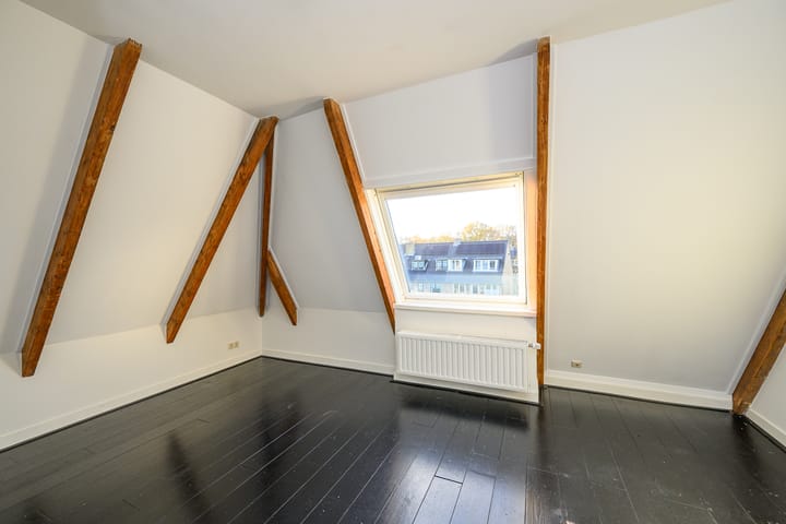 Foto 29 van Loosdrechtseweg 102