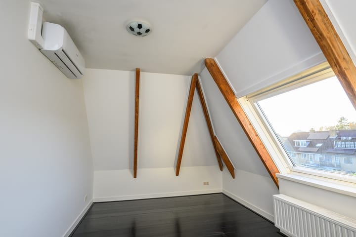 Foto 30 van Loosdrechtseweg 102