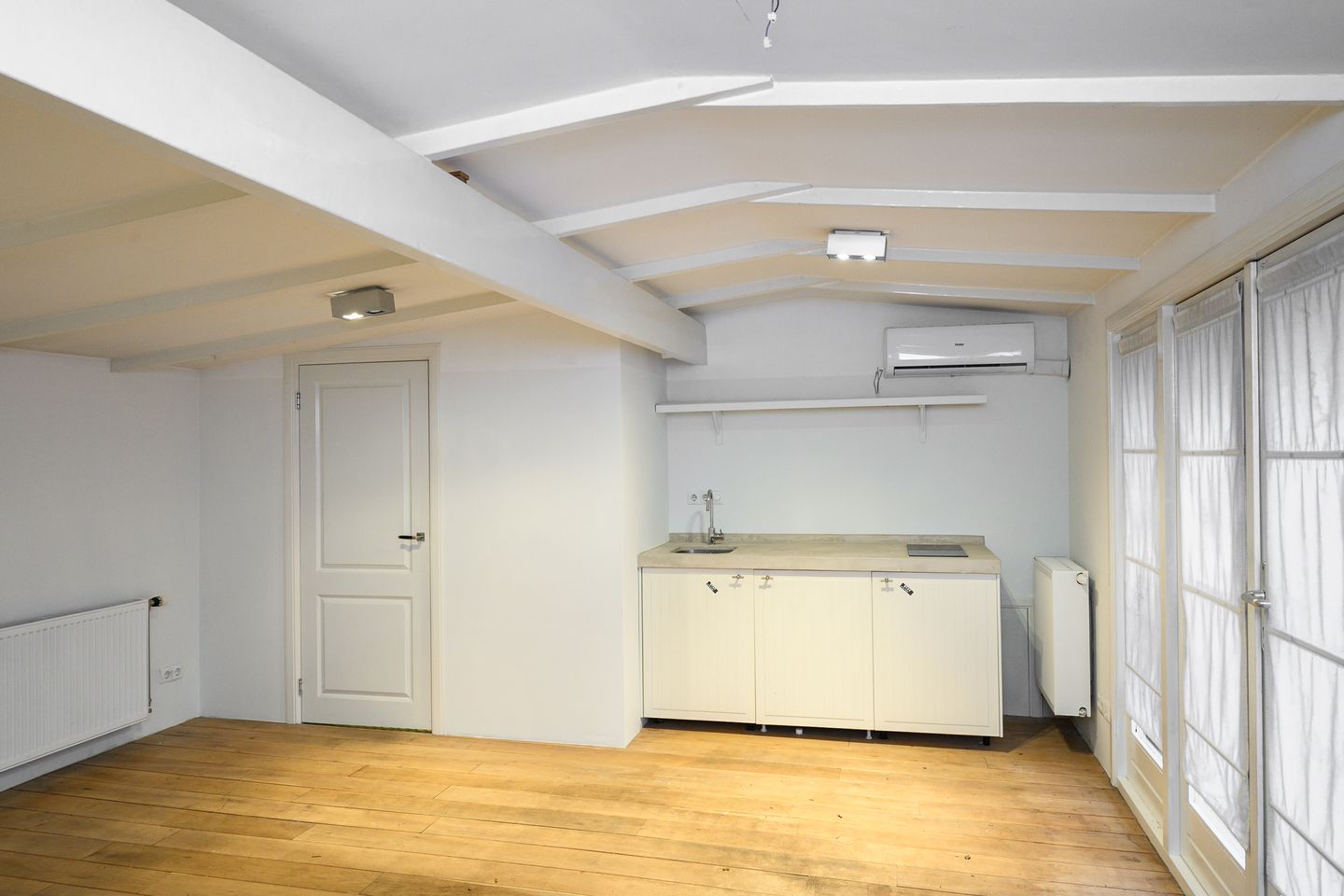 Photo 40 of Loosdrechtseweg 102