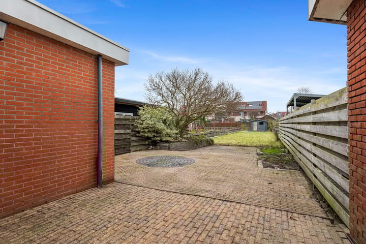 Photo 5 of Wilhelminastraat 35