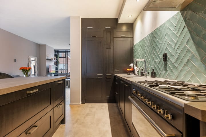 Photo 14 of Wilhelminastraat 35