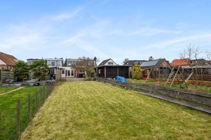 Photo 26 of Wilhelminastraat 35