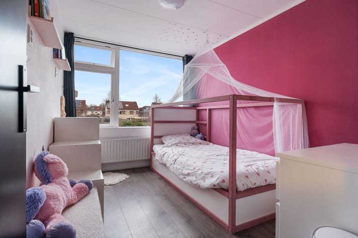 Photo 33 of Wilhelminastraat 35