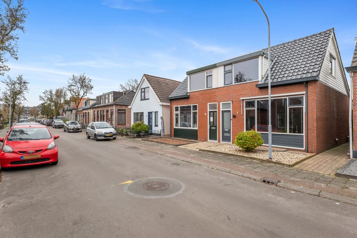 Photo 35 of Wilhelminastraat 35