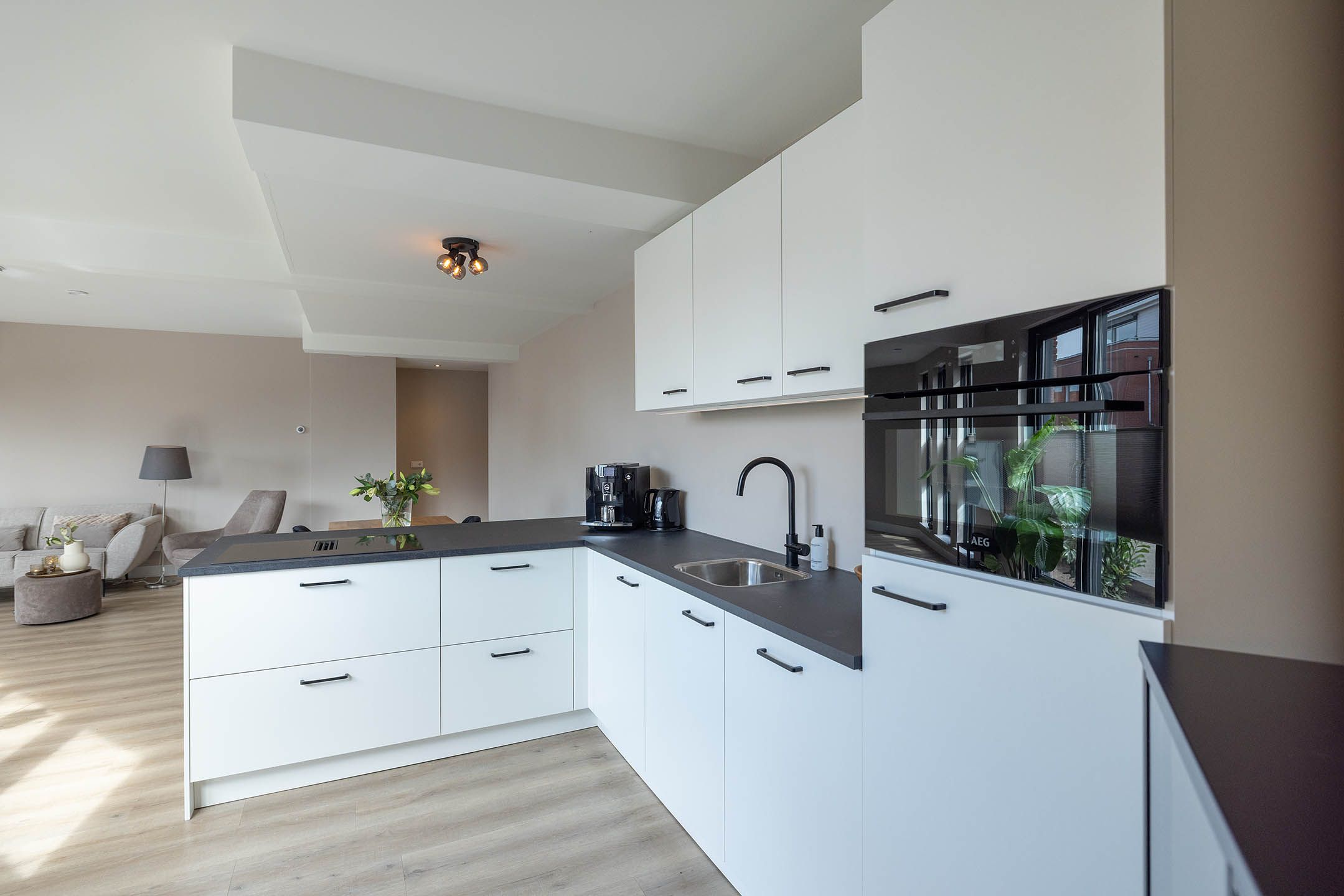 Foto 9 van Molenstraat 11