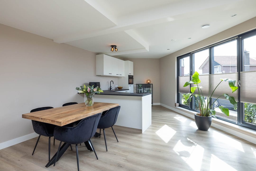 Foto 8 van Molenstraat 11