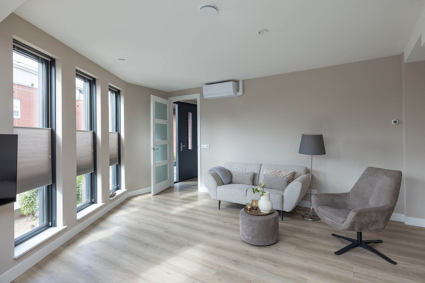 Foto 10 van Molenstraat 11