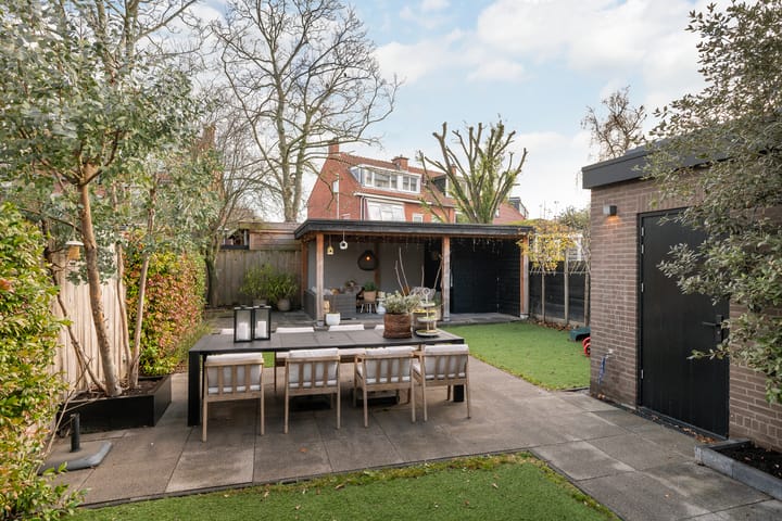 Photo 22 of Floreslaan 130